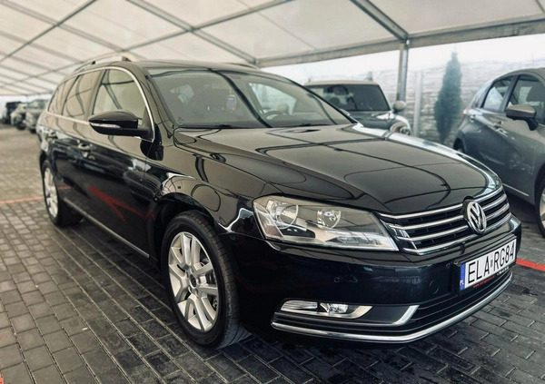 Volkswagen Passat cena 29900 przebieg: 230000, rok produkcji 2012 z Bieruń małe 704